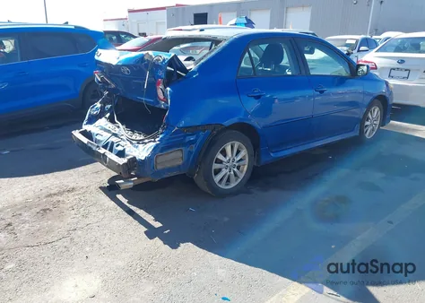 2010 Toyota Corolla S z USA, uszkodzony, nr VIN 2T1BU4EE0AC497860